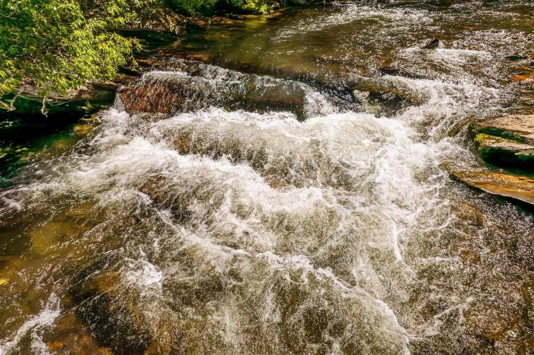 Waterfall Hideaway Брайсон-Сіті Екстер'єр фото